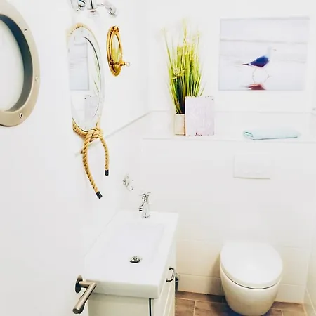 Ferienwohnung Kustenliebe 1 Mit Schwimmbad